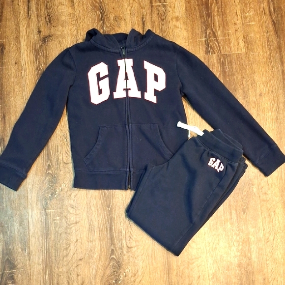 Gap Hoodie And Sweatpants Set